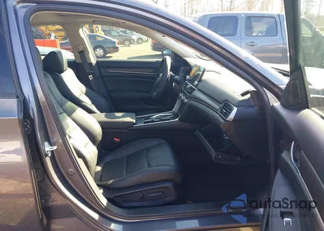 2022 Honda Accord Touring from USA, damaged, VIN 1HGCV2F98NA008074